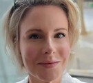 Kirsty Belmont mujer que fue estafada por un hombre a través de una aplicación de citas.