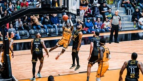 Las Panteras de Aguascalientes para acercarse 1-2 en la Final de Zona de la Liga Nacional de Baloncesto Profesional en el juego 3.