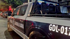 Patrulla de la Policía Municipal de Guadalajara en los alrededores de la colonia Blanco y Cuéllar donde el hombre fue atacado.