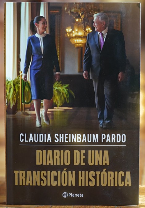 Portada del libro 'Diario de una Transición Histórica' de Claudia Sheinbaum.