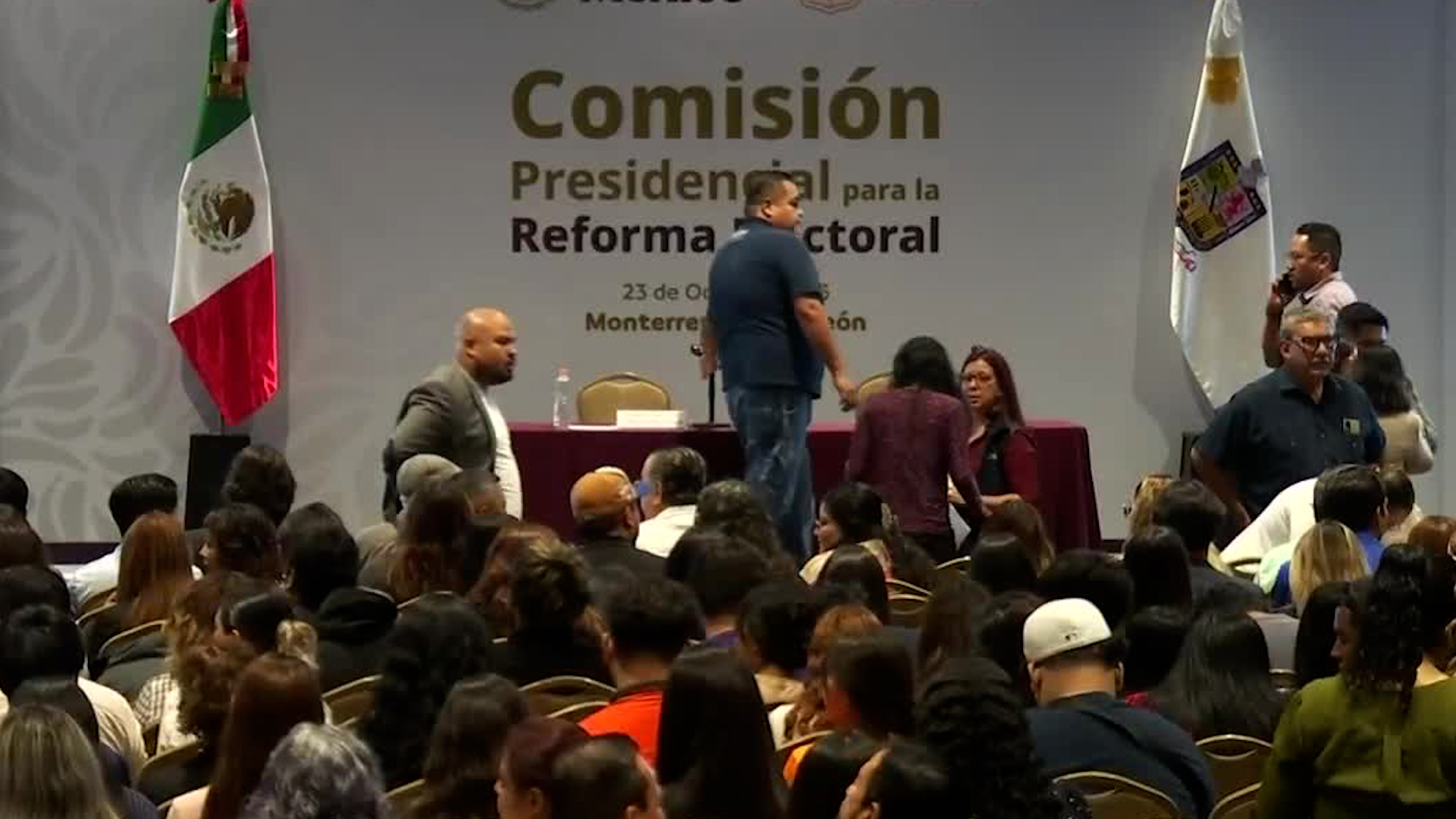 Los ponentes solicitaron consumar la paridad total para que más mujeres puedan contender en las elecciones del estado.
