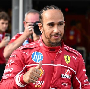 Después de varios años con la escudería Mercedes, Lewis Hamilton vive en 2025 su primera temporada como piloto de Ferrari. Después de varios años con la escudería Mercedes, Lewis Hamilton vive en 2025 su primera temporada como piloto de Ferrari.