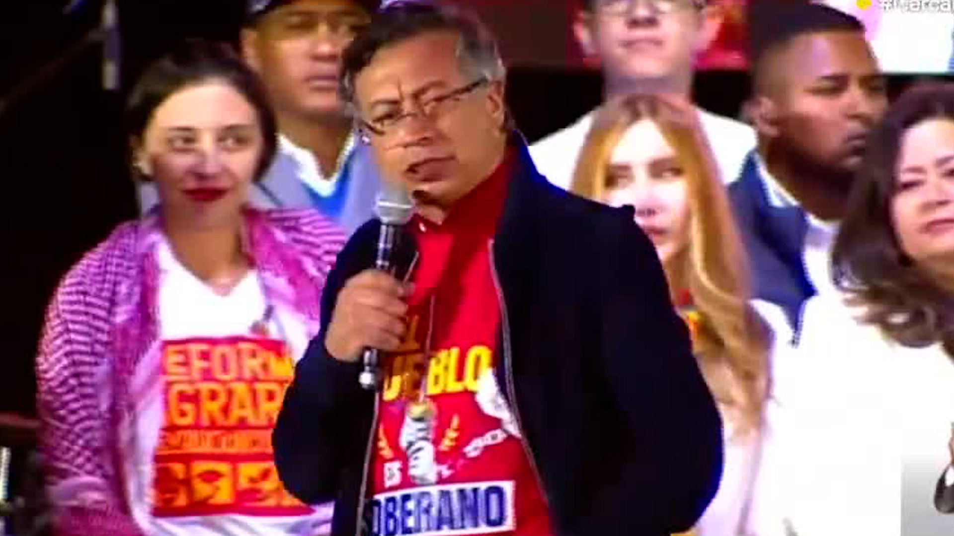 El presidente de Colombia calificó la medida como una paradoja después combatir al narcotráfico entre países.