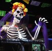 Un impresionante carro alegórico adorna el desfile de Día de Muertos en Tlaquepaque Un impresionante carro alegórico adorna el desfile de Día de Muertos en Tlaquepaque