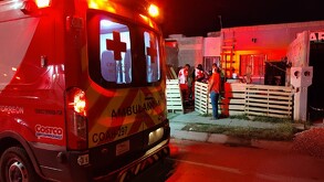 El hombre recibió atención de paramédicos de la Cruz Roja
