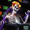 Un impresionante carro alegórico adorna el desfile de Día de Muertos en Tlaquepaque Un impresionante carro alegórico adorna el desfile de Día de Muertos en Tlaquepaque