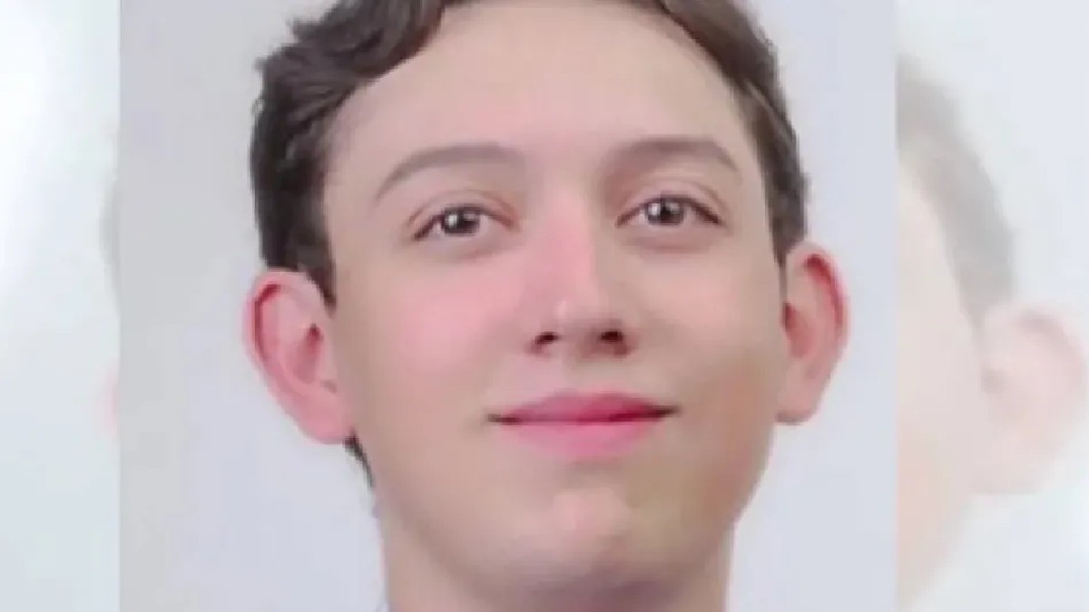 En la imagen se puede ver la cara de Carlos Emilio, joven desaparecido en Mazatlán, Sinaloa. En la imagen se puede ver la cara de Carlos Emilio, joven desaparecido en Mazatlán, Sinaloa.