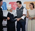 Más de 2 mil 400 apoyos gratuitos se entregan en tres jornadas de salud en Durango. Más de 2 mil 400 apoyos gratuitos se entregan en tres jornadas de salud en Durango.