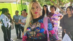 en la imagen aparecen un grupo de mujeres, madres de familia , de la escuela 21 de Marzo en Torreón