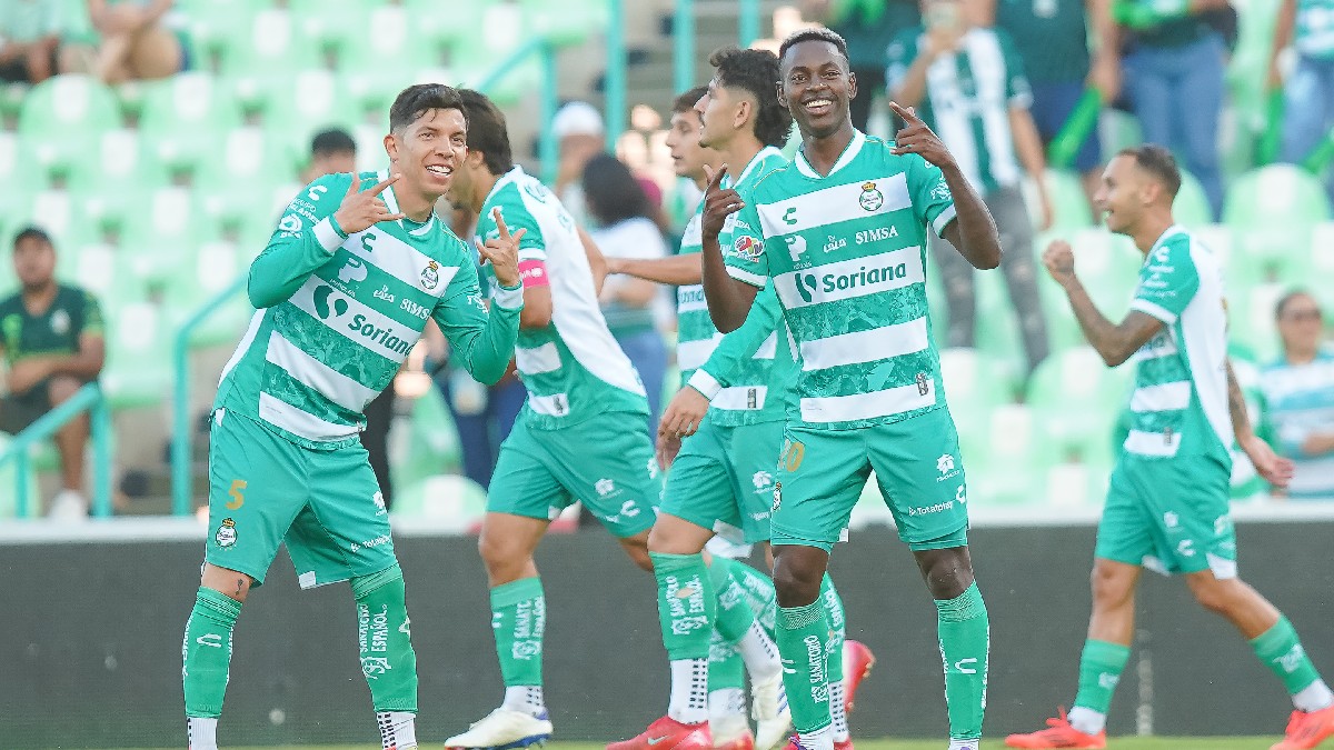 Santos Laguna venció al Querétaro con buenas actuaciones de Ocejo y Kevin Palacios Santos Laguna venció al Querétaro con buenas actuaciones de Ocejo y Kevin Palacios