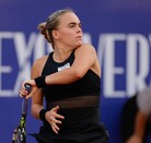 Sara Bejlek se impuso con autoridad por 6-2 y 6-1 a la estadounidense Katrina Scott. Sara Bejlek se impuso con autoridad por 6-2 y 6-1 a la estadounidense Katrina Scott.
