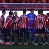 Plantel de Chivas en el estadio Akron durante el partido frente a los rojinegros en la jornada 15 del Apertura 2025. Plantel de Chivas en el estadio Akron durante el partido frente a los rojinegros en la jornada 15 del Apertura 2025.
