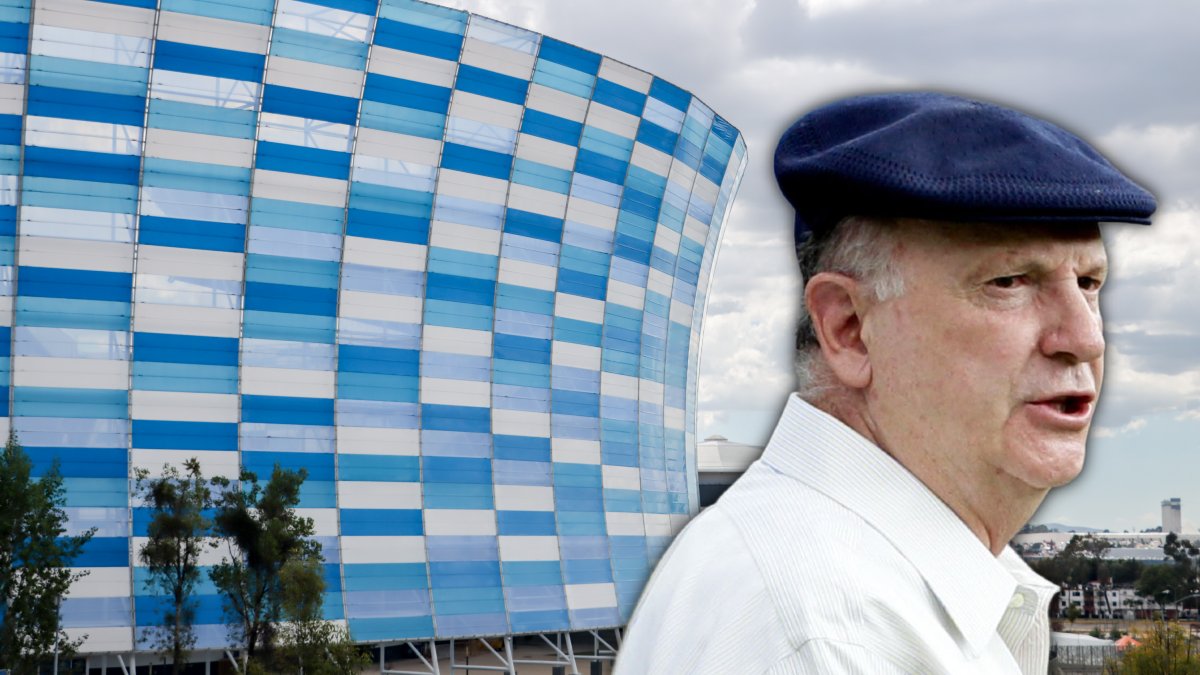 exterior del estadio cuauhtémoc de puebla y manuel lapuente