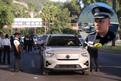 Imagen que muestra un operativo vial en San Pedro, Nuevo León.