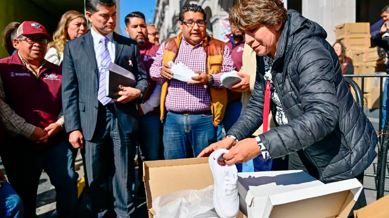 El gobierno del Estado de México y el Poder Judicial enviaron 70 toneladas de víveres a damnificados de Veracruz.