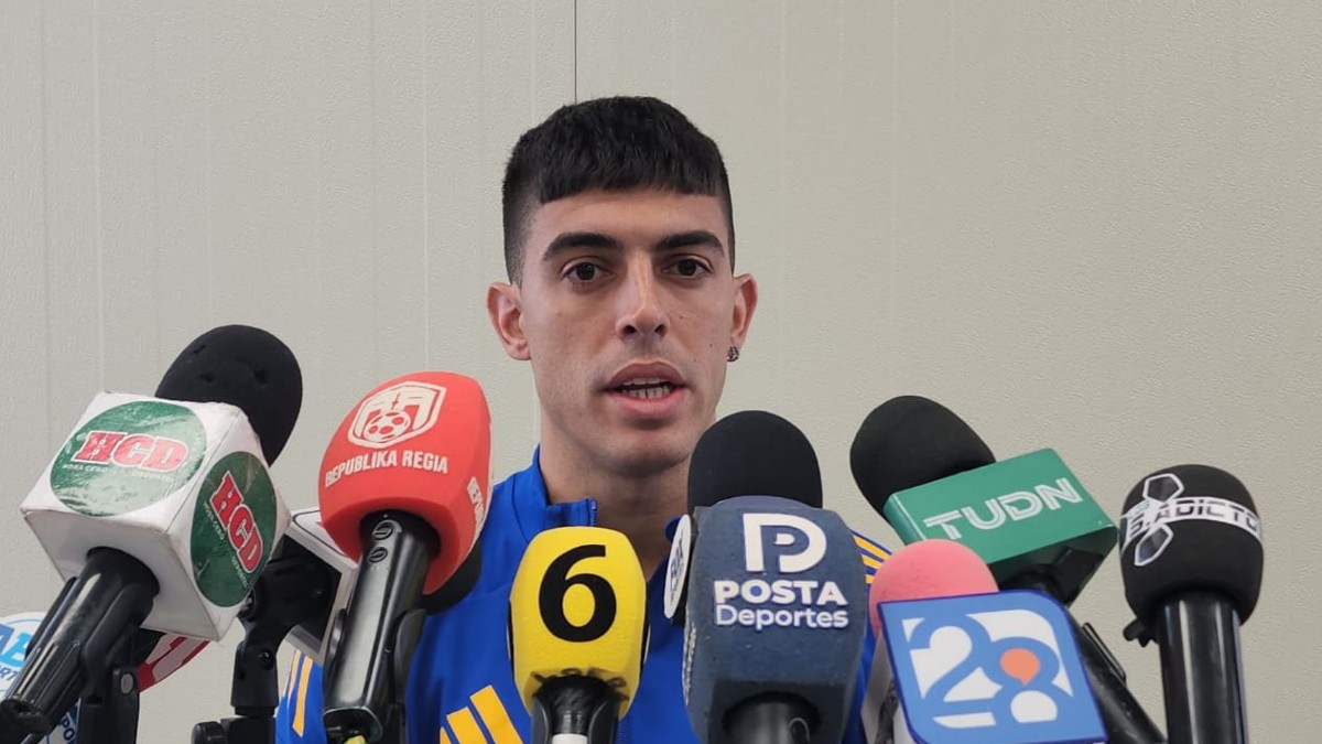 En conferencia de prensa al final del entrenamiento de este miércoles en el CET el delantero de Tigres Juan Brunetta dio su opinión sobre jugar en Rayados.