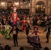 Durante el Día de Muertos en Querétaro hay catrinas, mariachis, ofrendas y música en vivo para ambientar la festividad.