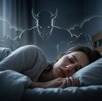 joven dormida en su cama con una expresión de pesadilla, mientras el diablo la observa joven dormida en su cama con una expresión de pesadilla, mientras el diablo la observa