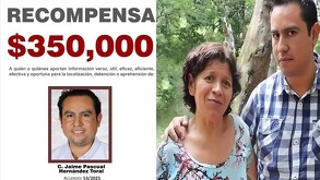 Jaime Toral aparece junto a Doña Lety, en otra imagen aparece la ficha de búsqueda de Jaime Toral
