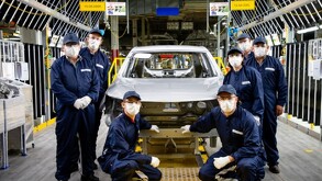 Trabajadores de la planta de General Motors en Ramos Arizpe señalaron que el paro de actividades obedece a la falta de material en la línea de producción.