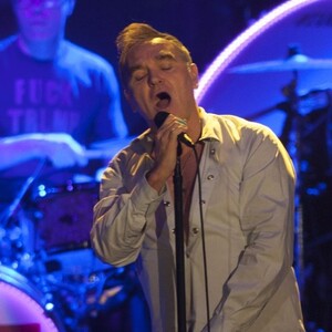 El cantante británico y ex líder de la banda de rock The Smiths; Morrisey se presentó en el Auditorio Citibanamex, ubicado en Monterrey, en el 2017. El cantante británico y ex líder de la banda de rock The Smiths; Morrisey se presentó en el Auditorio Citibanamex, ubicado en Monterrey, en el 2017.