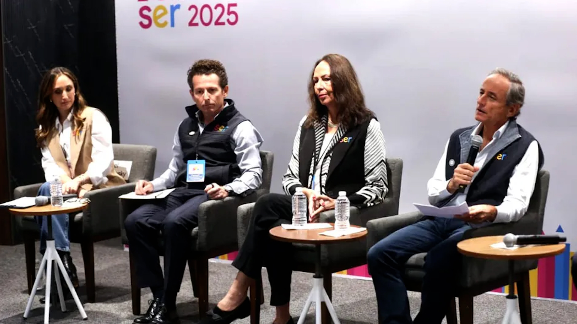 Grupo Firmas Globales y el Puerto de Liverpool se unieron a la organización SER para construir dos nuevas escuelas en México.