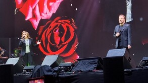 Pimpinela cantando en la Arena Monterrey