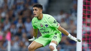 Santiago Mele había sido titular con Rayados en toda la temporada, pero fue sustituido por el 'Mochis' Cárdenas en los últimos dos partidos.