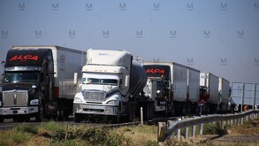 En el estado de Guanajuato se registraron bloqueos en distintos puntos carreteros por productores agrícolas.