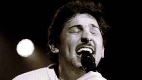 Tony Mils está listo para su presentación en Monterrey