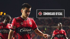 Gilberto Mora lamentándose tras un partido con los Xolos de Tijuana en el Apertura 2025.