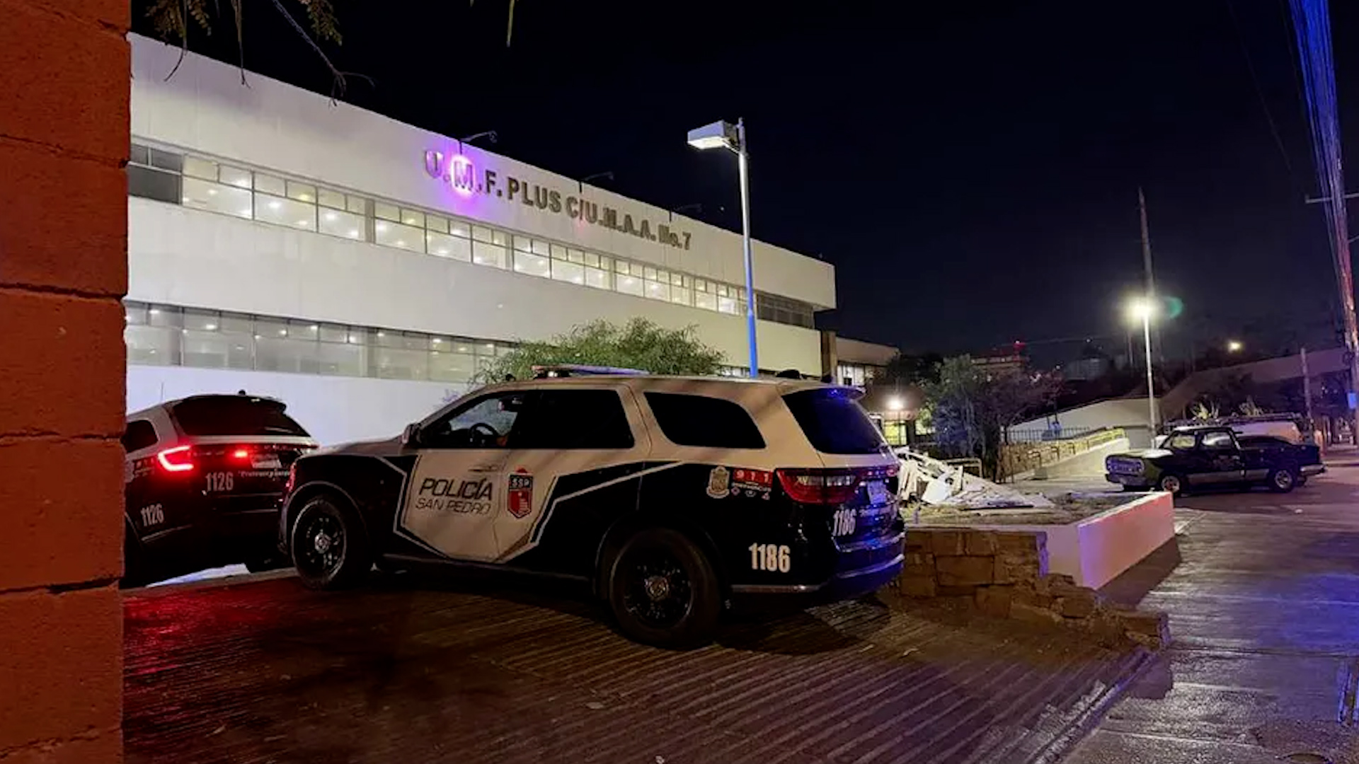 El agresor no ha sido detenido, las autoridades aseguran que ya lo tienen identificado.