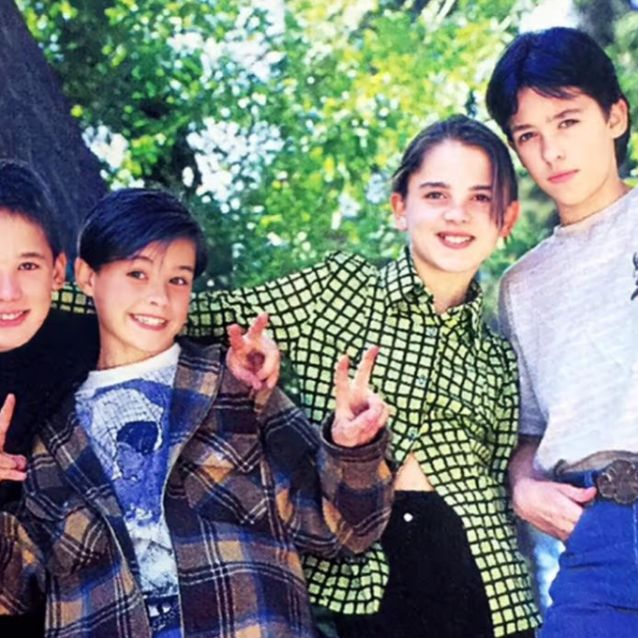 La agrupación juvenil debutó en 1998 y logró presentarse en escenarios como el antiguo parque Reino Aventura (hoy Six Flags México) y el Festivalin Acapulco.