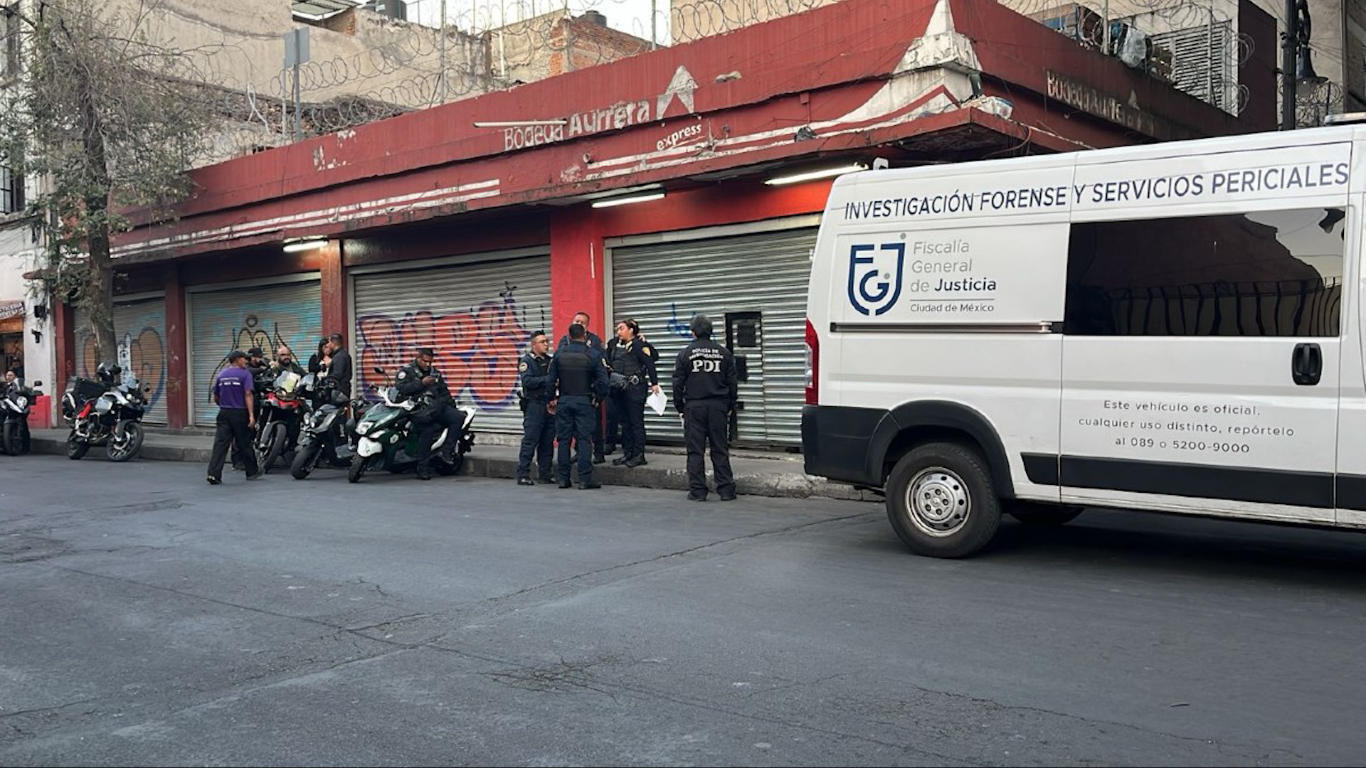 De acuerdo con las investigaciones, el adolescente ocultó productos del supermercado entre su ropa y quiso evitar su detención lesionando al guardia.