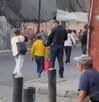 Menor ingresa a un Aurrera para robar y asesina a balazos a guardia de seguridad en la colonia Centro de CdMx.