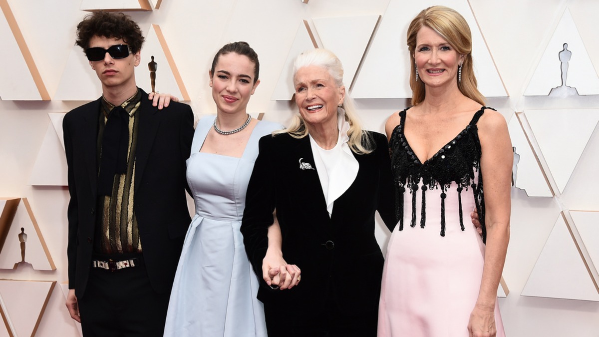 diane ladd con su hija laura dern en los premios oscar