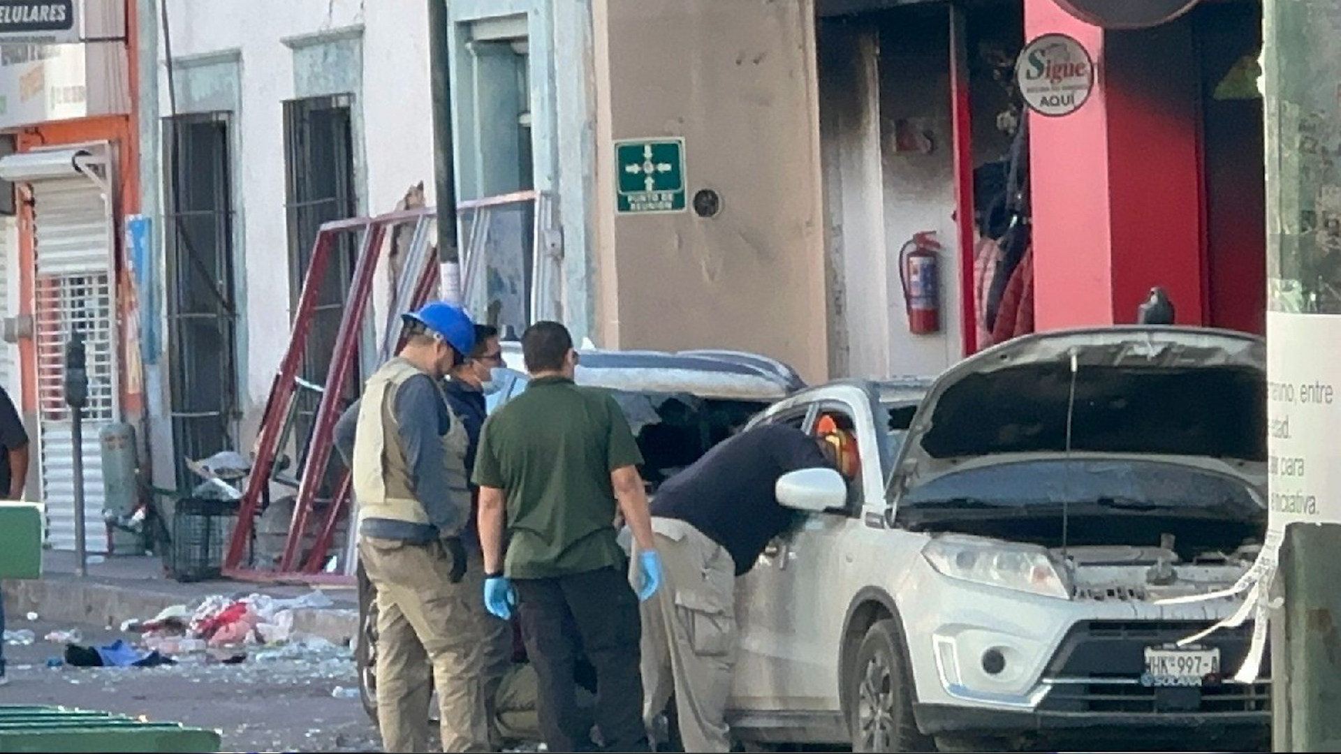 El fuego en la tienda Waldo's habría iniciado en un transformador eléctrico propiedad del establecimiento, confirma el fiscal estatal.