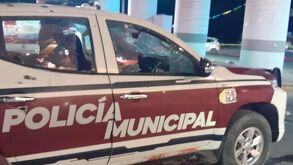 Patrulla que fue acribillada en el municipio de San Salvador Huixcolotla, en la que murieron tres policías.