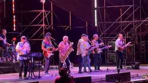 en cierre de Festival Internacional Santa Lucía en Monterrey