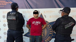 Hombre es detenido por intentarse brincar barda