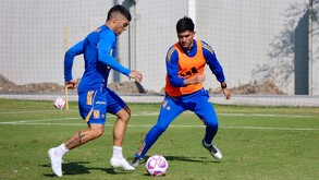 Los jugadores de los Tigres cederían su lugar de inicio a los dos canteranos Diego Sánchez y Bernardo Parra para cumplir con la regla de menores.