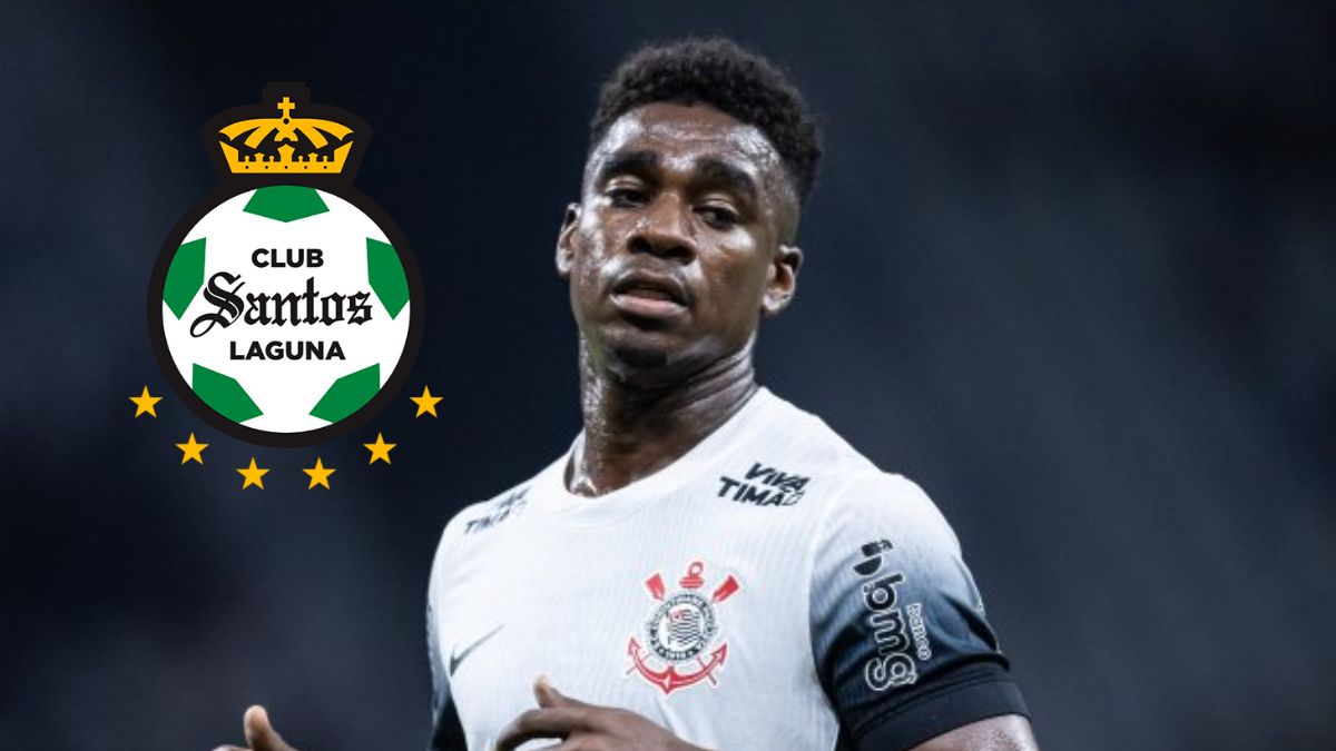 Félix Torres en un partido con Corinthians