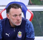 Gabriel Milito se ha consagrado como uno de los pocos entrenadores que en Chivas ha ganado los 2 clásicos.