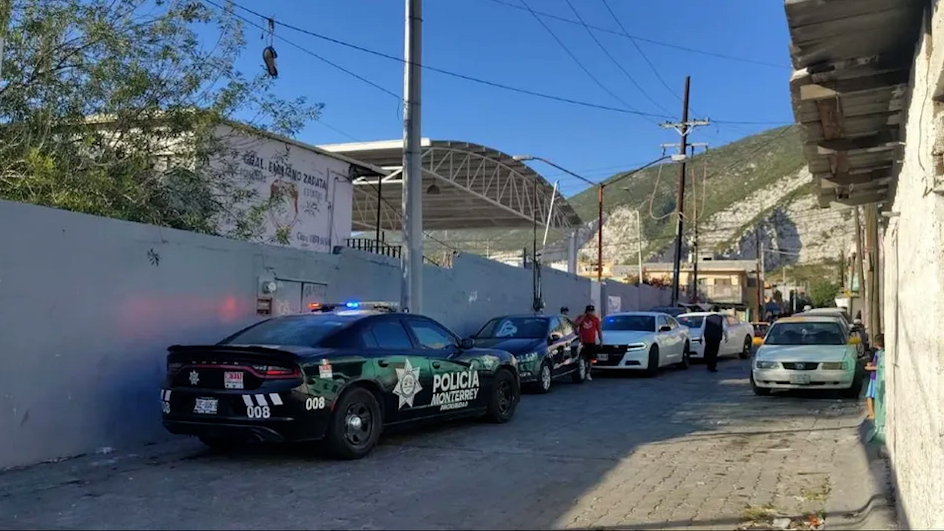 Las autoridades del plantel no dieron explicaciones a los padres de familia.