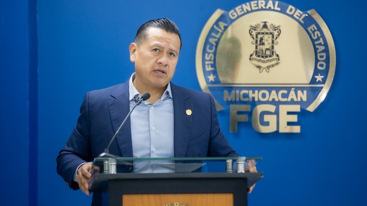 El fiscal general de Michoacán, Carlos Torres Piña, informó que se giró una orden de aprehensión contra los presuntos asesinos del líder limonero.