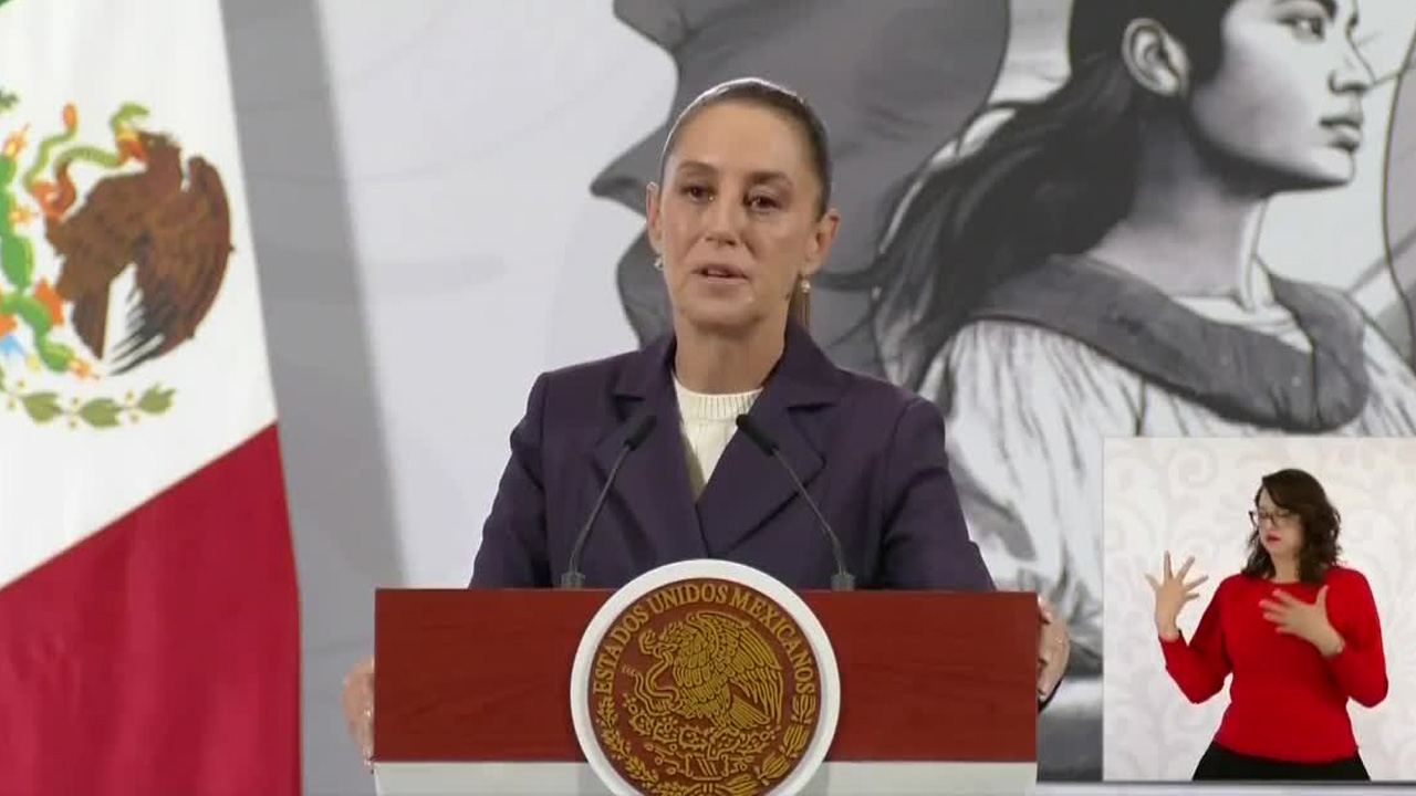 Claudia Sheinbaum presentó una denuncia contra el hombre que la acosó cuando caminaba hacia la SEP, tras salir de Palacio Nacional.