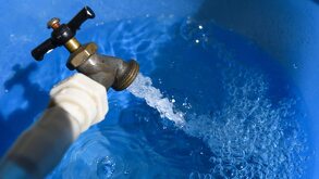 Recolección de agua por reducción del suministro en CdMx