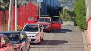 Auto de trabajador del IMSS asesinado en Monterrey
