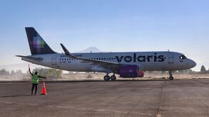 Foto de la inauguración del vuelo 1398 Puebla–Guadalajara en el aeropuerto Hermanos Serdán, ubicado en Huajotzingo.