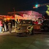 Camionetas involucradas en un accidente automovilístico en el Centro de Torreón.